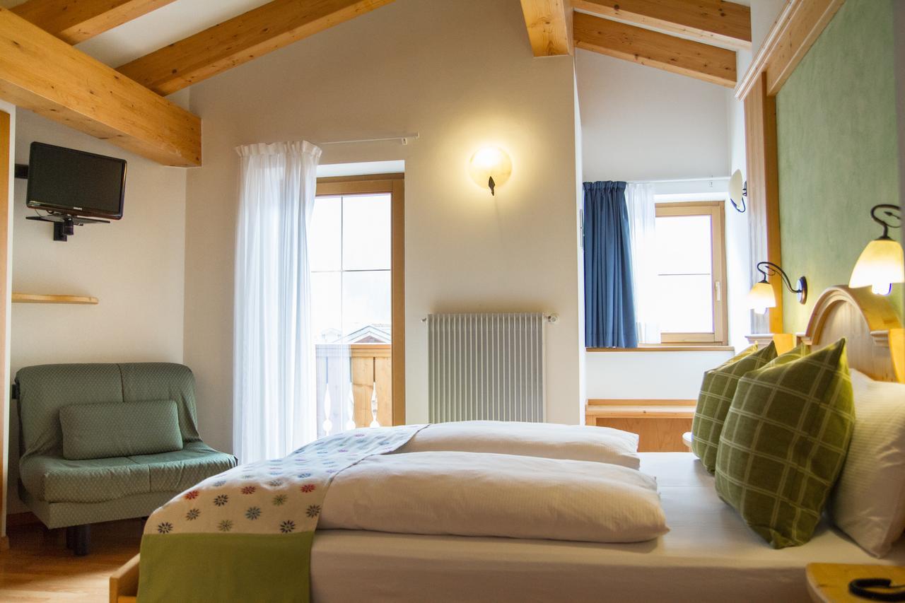 Ziano di Fiemme Hotel Genzianella מראה חיצוני תמונה