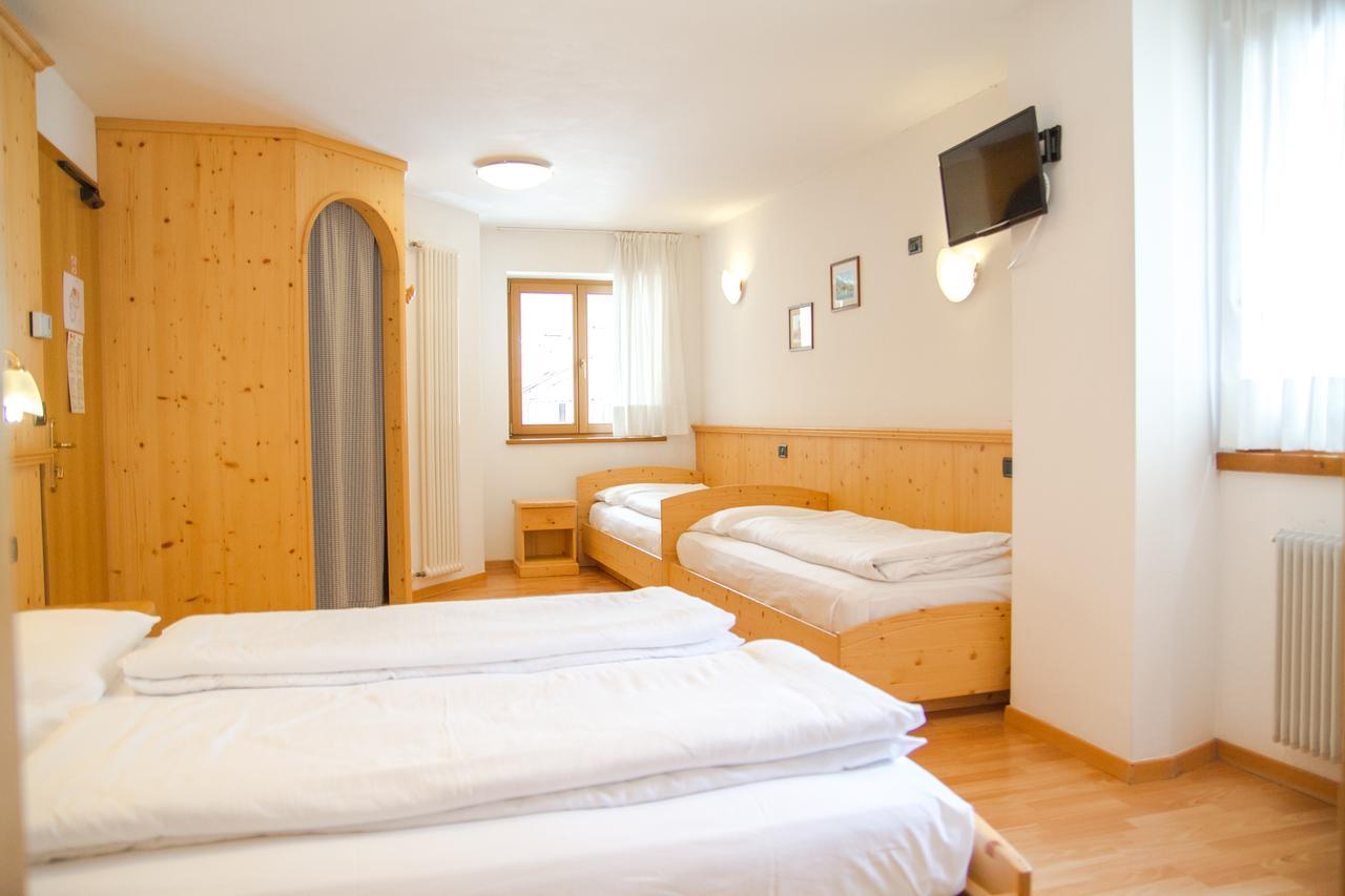Ziano di Fiemme Hotel Genzianella מראה חיצוני תמונה